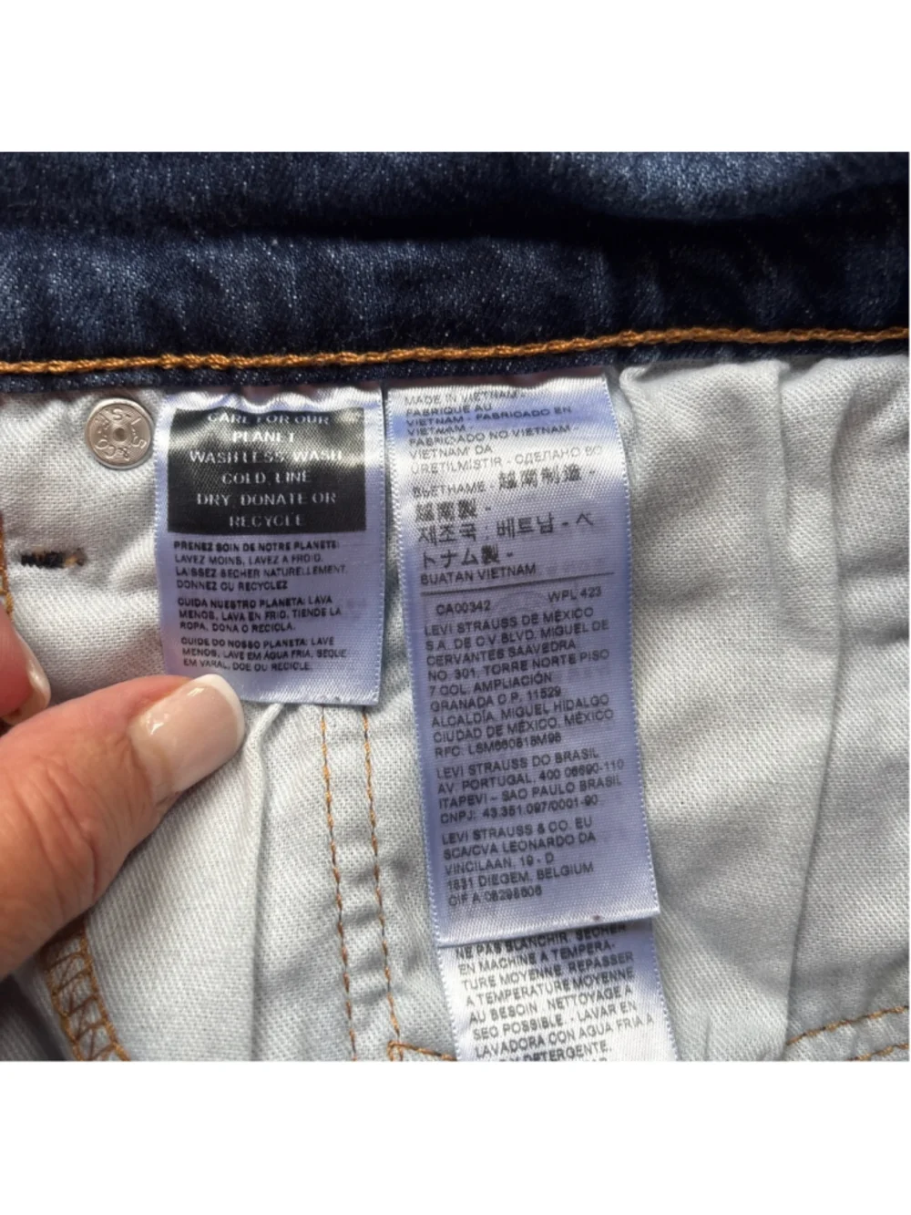 EUC Men's Levi's 541 Jeans - Size 38/32 - Picture 4 of 5